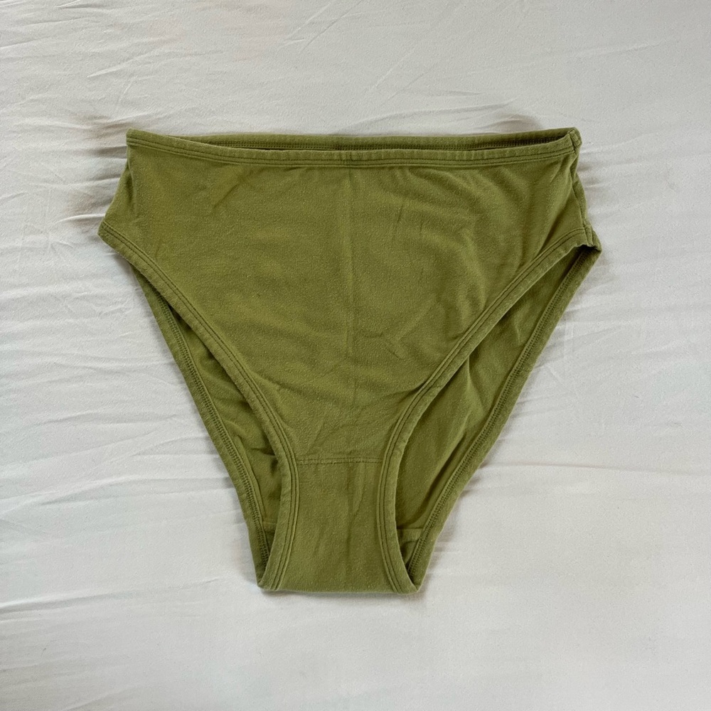 ARQ Misha Undie in Pistachio